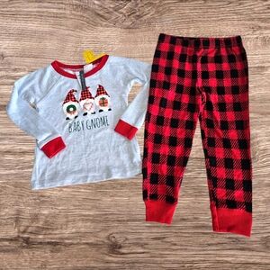 3/$30 Jaclyn Intimates Rae Dunn Type 18 Month Unisex Gnomes Christmas Pajama Set